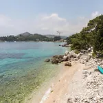 Tereza With Private Pool, Jacuzzi & Sea View * Mlini