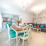 Villa Tereza With Private Pool, Jacuzzi & Sea View *