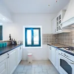 Tereza With Private Pool, Jacuzzi & Sea View * Mlini