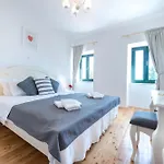 Villa Tereza With Private Pool, Jacuzzi & Sea View