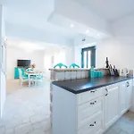 Tereza With Private Pool, Jacuzzi & Sea View Villa *