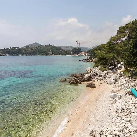 Tereza With Private Pool, Jacuzzi & Sea View * Mlini