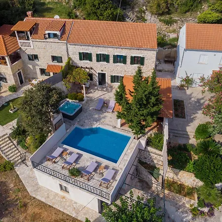 Willa Tereza With Private Pool, Jacuzzi & Sea View *