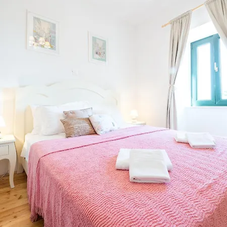 Tereza With Private Pool, Jacuzzi & Sea View * Mlini