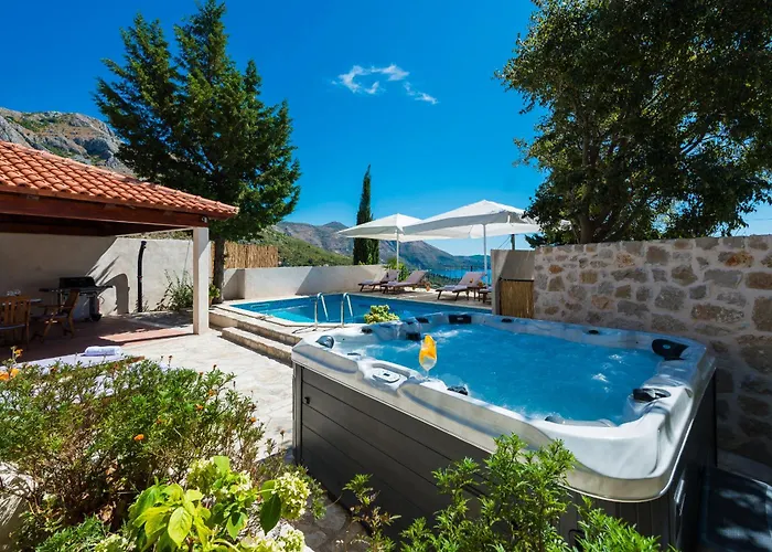 Tereza With Private Pool, Jacuzzi & Sea View *