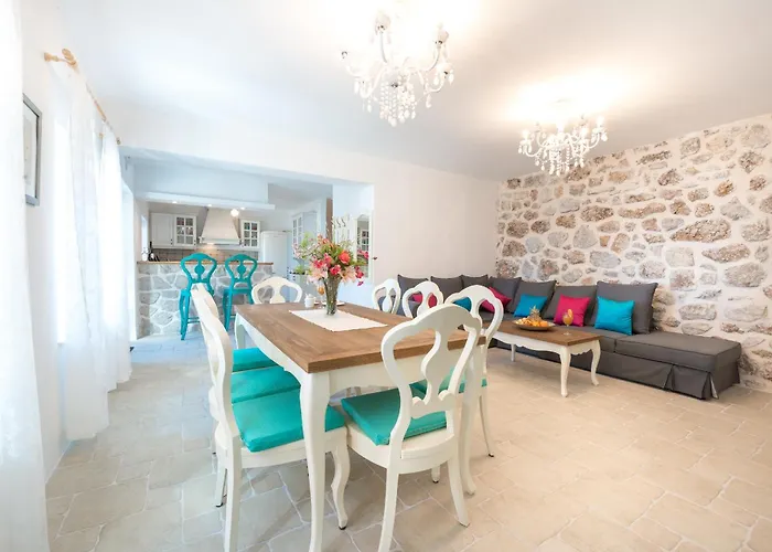 Villa Tereza With Private Pool, Jacuzzi & Sea View *