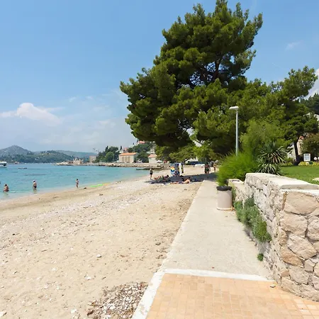 Tereza With Private Pool, Jacuzzi&sea View Villa Mlini