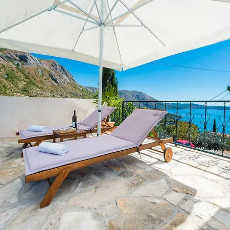 Tereza With Private Pool, Jacuzzi&sea View * Mlini