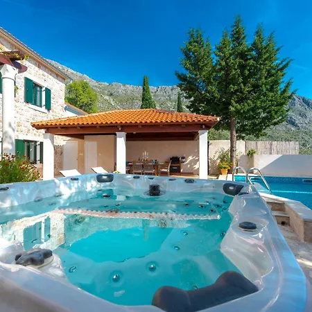 Villa Tereza With Private Pool, Jacuzzi&sea View