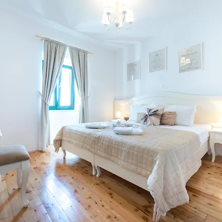 Tereza With Private Pool, Jacuzzi&sea View