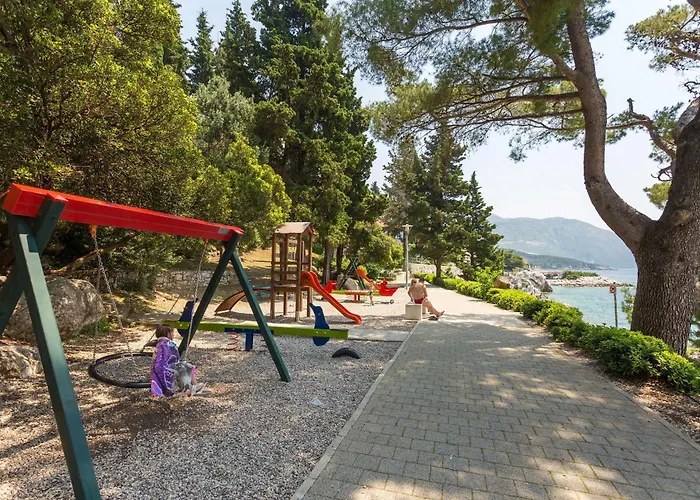 Tereza With Private Pool, Jacuzzi & Sea View *