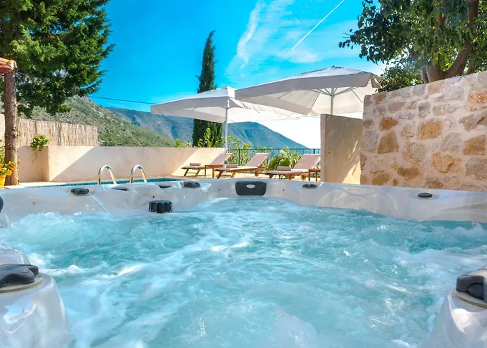 Villa Tereza With Private Pool, Jacuzzi & Sea View *